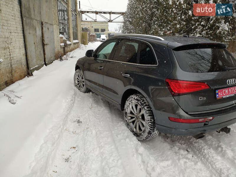 Внедорожник / Кроссовер Audi Q5 2015 в Львове