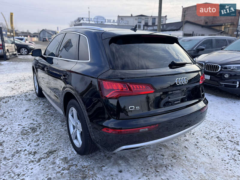 Внедорожник / Кроссовер Audi Q5 2020 в Ивано-Франковске