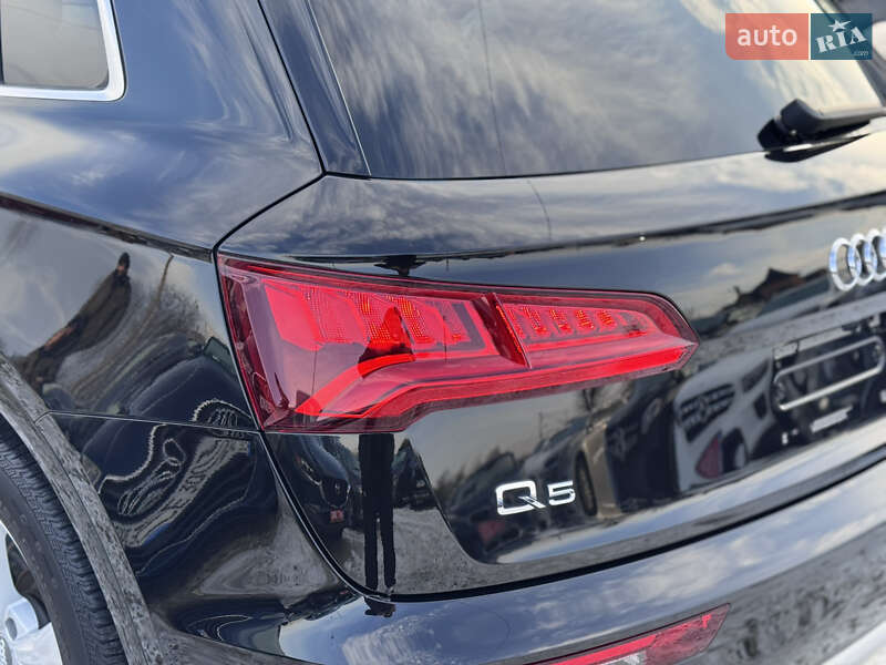 Внедорожник / Кроссовер Audi Q5 2020 в Ивано-Франковске
