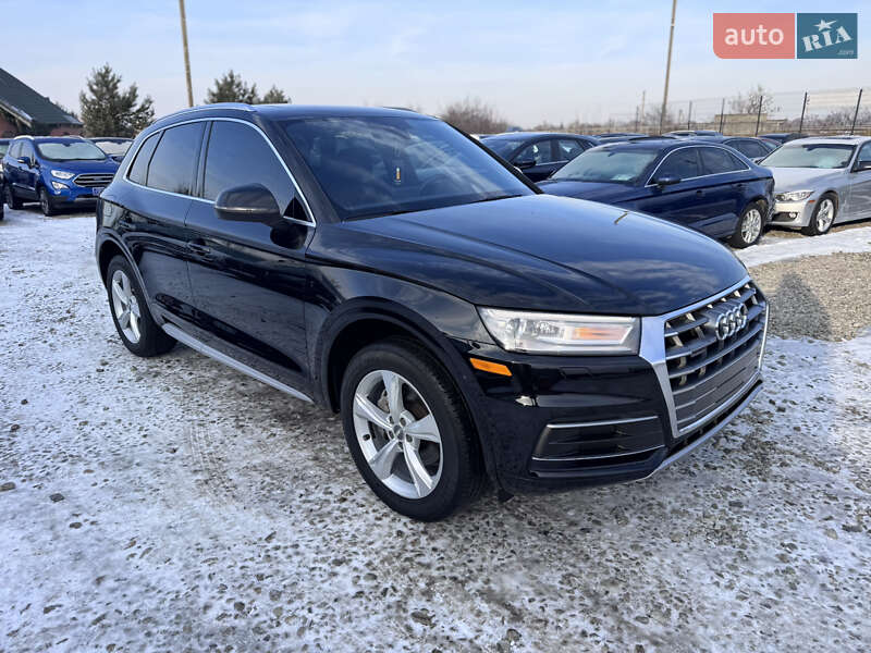 Внедорожник / Кроссовер Audi Q5 2020 в Ивано-Франковске