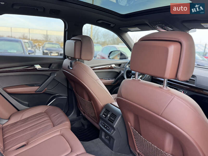 Внедорожник / Кроссовер Audi Q5 2020 в Ивано-Франковске