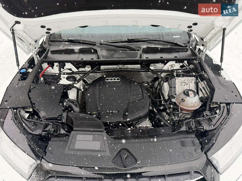 Внедорожник / Кроссовер Audi Q5 2018 в Луцке