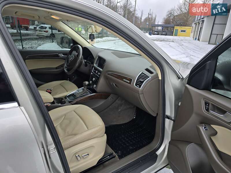 Внедорожник / Кроссовер Audi Q5 2013 в Харькове