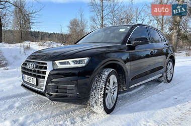 Внедорожник / Кроссовер Audi Q5 2019 в Вышгороде