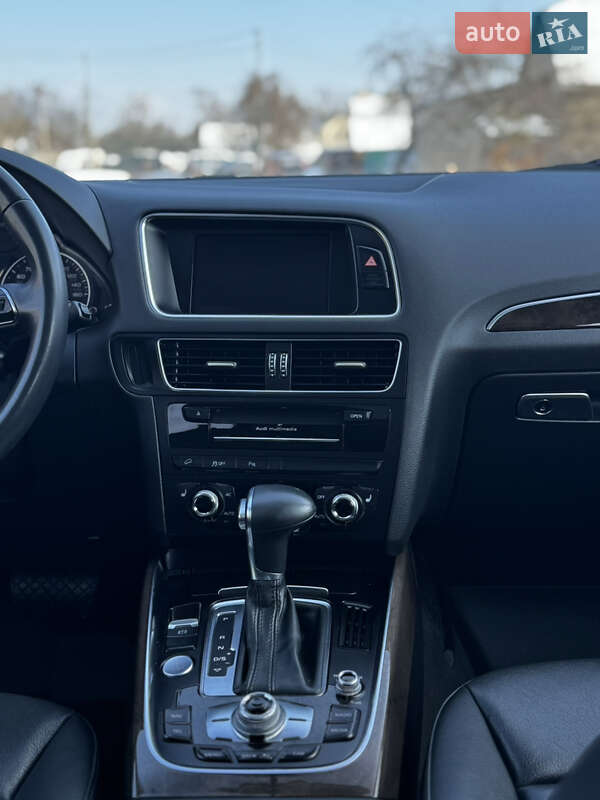 Внедорожник / Кроссовер Audi Q5 2014 в Виннице