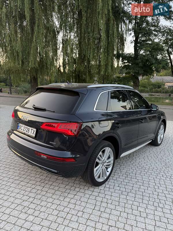 Внедорожник / Кроссовер Audi Q5 2020 в Львове