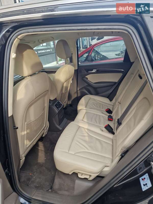 Внедорожник / Кроссовер Audi Q5 2014 в Ровно