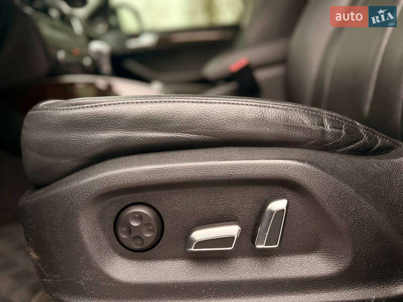 Внедорожник / Кроссовер Audi Q5 2015 в Дрогобыче