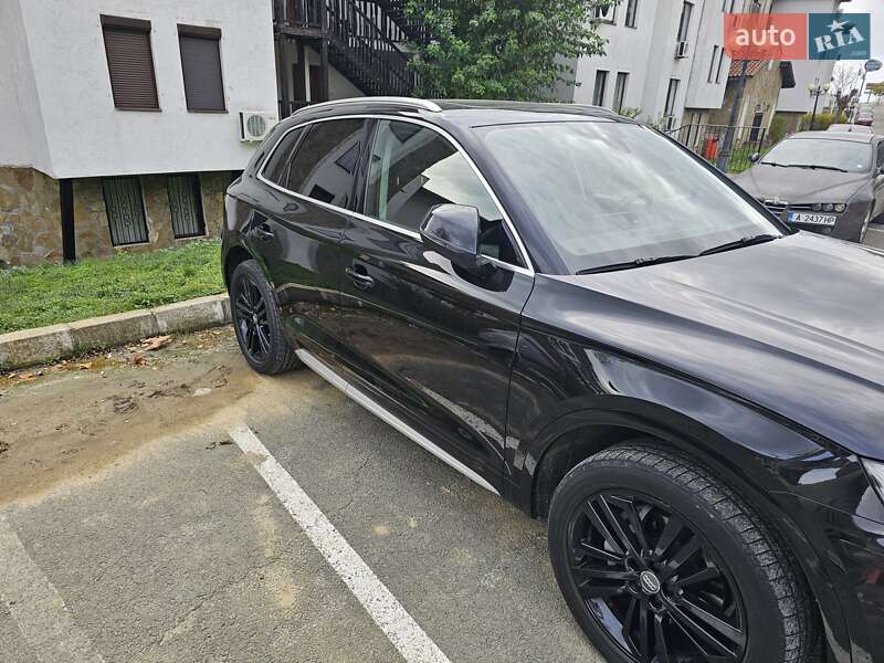 Внедорожник / Кроссовер Audi Q5 2019 в Одессе