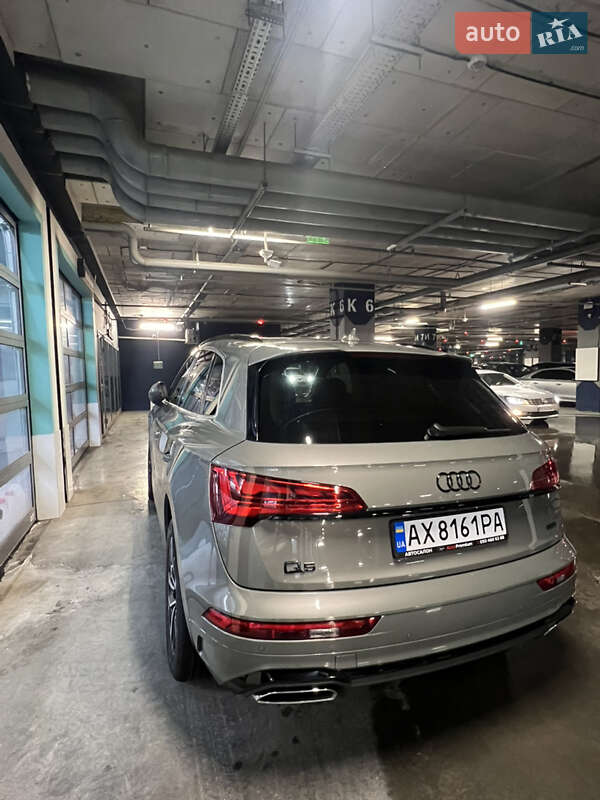 Внедорожник / Кроссовер Audi Q5 2022 в Харькове