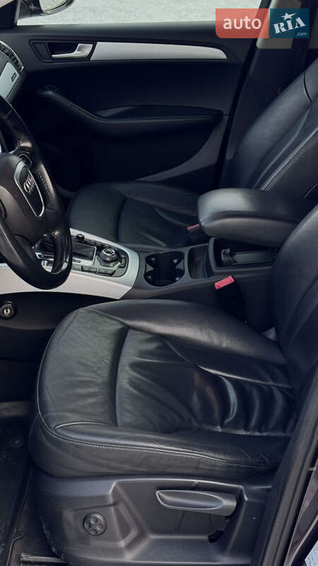 Внедорожник / Кроссовер Audi Q5 2009 в Киеве фото 13 Внедорожник / Кроссовер Audi Q5 2009 в Киеве