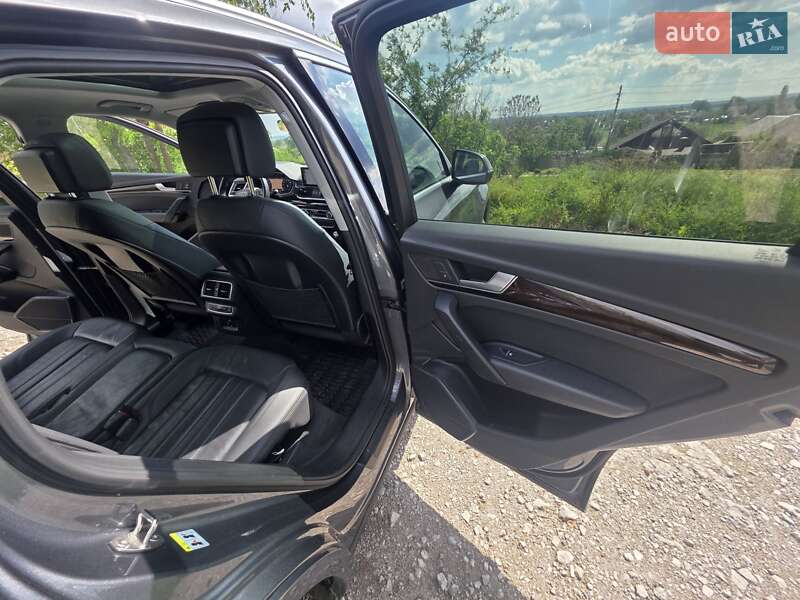 Внедорожник / Кроссовер Audi Q5 2018 в Днепре