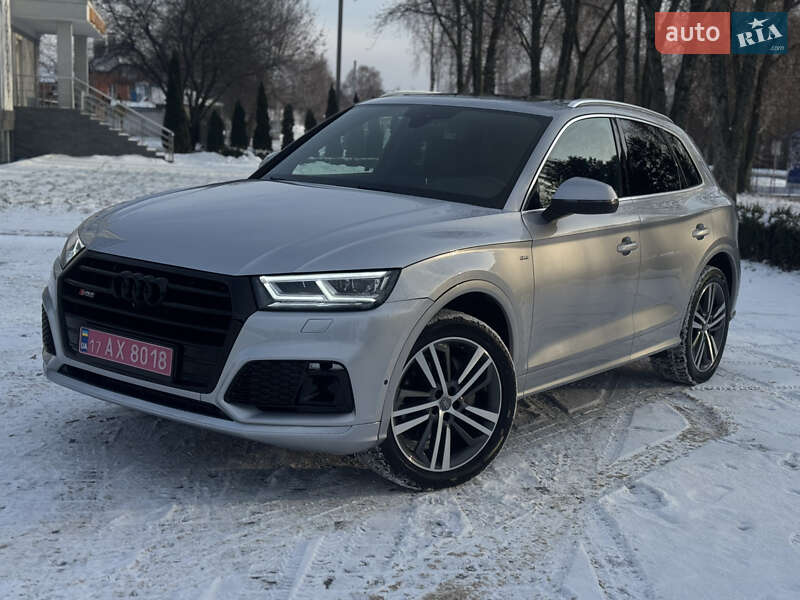 Внедорожник / Кроссовер Audi Q5 2019 в Лубнах