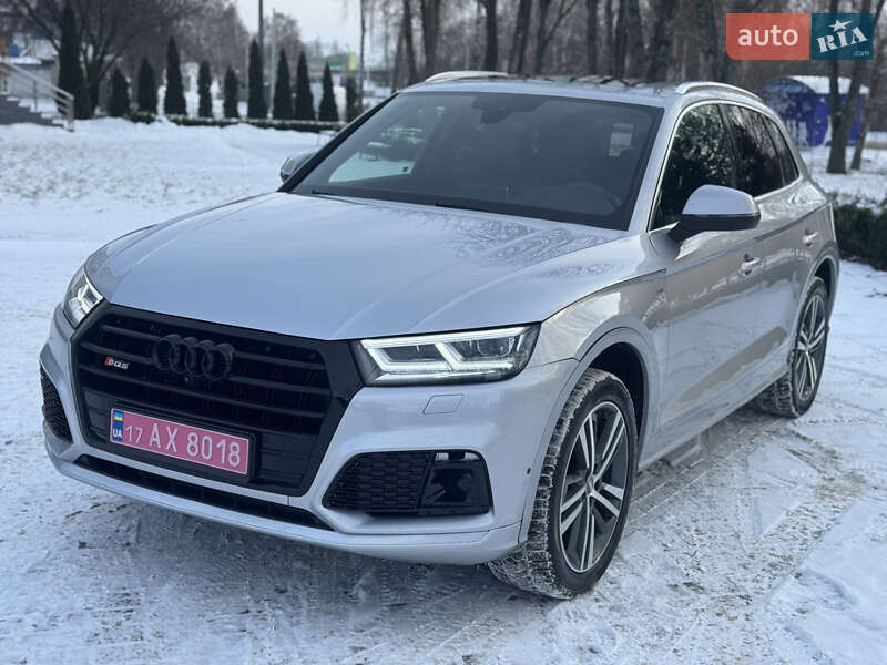 Внедорожник / Кроссовер Audi Q5 2019 в Лубнах