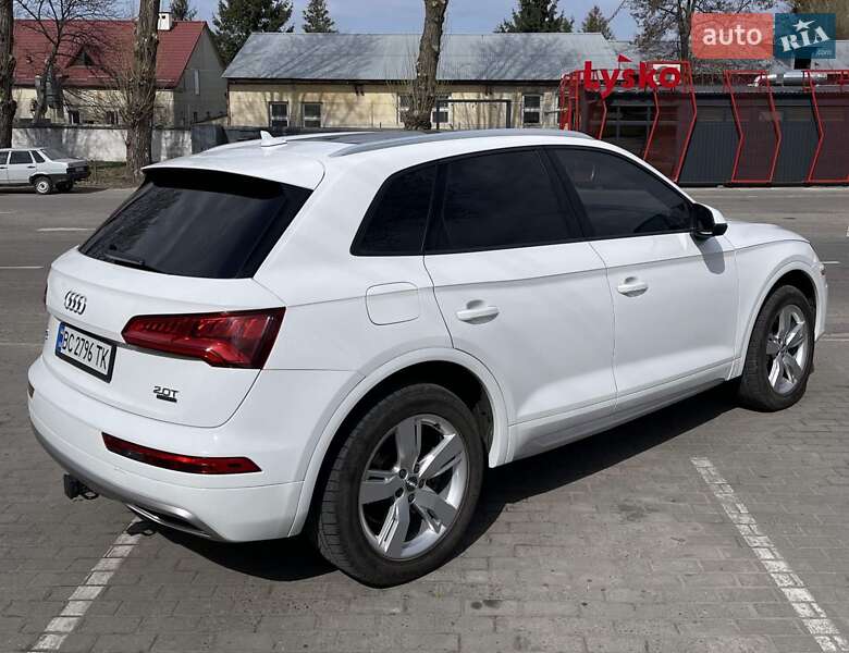 Внедорожник / Кроссовер Audi Q5 2017 в Львове