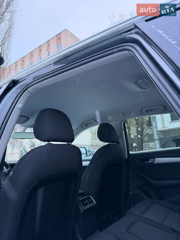 Внедорожник / Кроссовер Audi Q5 2015 в Каменец-Подольском