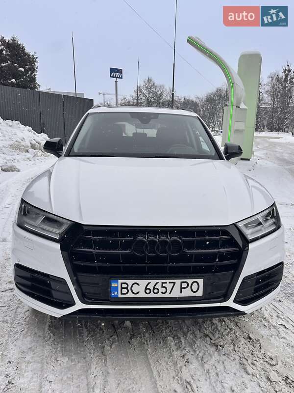 Внедорожник / Кроссовер Audi Q5 2017 в Львове