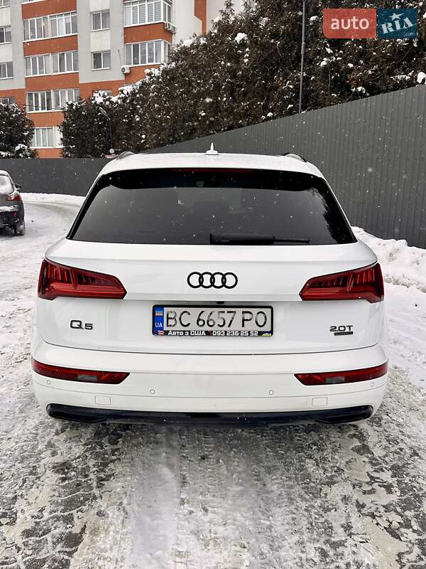 Внедорожник / Кроссовер Audi Q5 2017 в Львове