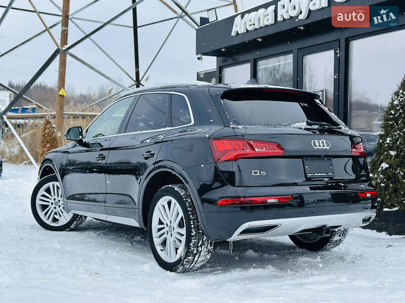 Внедорожник / Кроссовер Audi Q5 2019 в Харькове