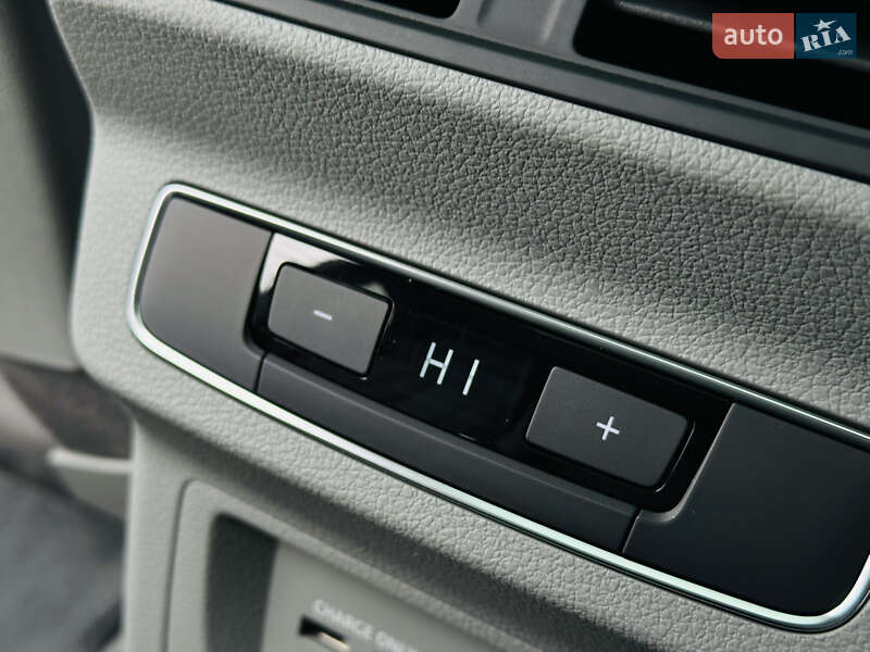 Внедорожник / Кроссовер Audi Q5 2019 в Харькове