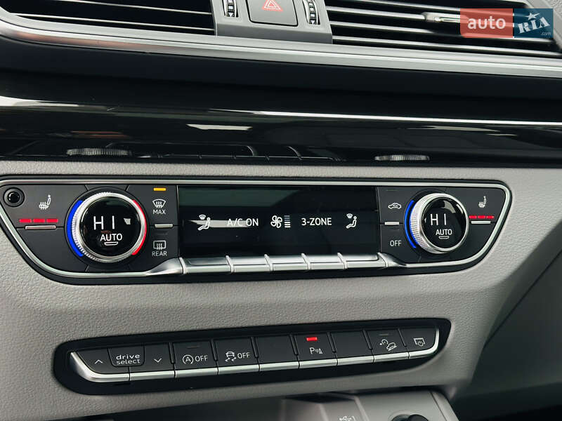 Внедорожник / Кроссовер Audi Q5 2019 в Харькове