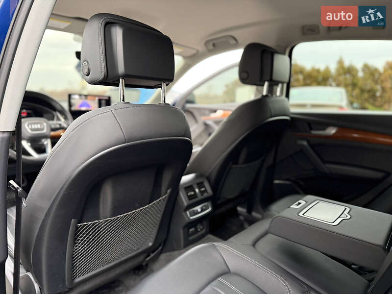 Внедорожник / Кроссовер Audi Q5 2020 в Днепре