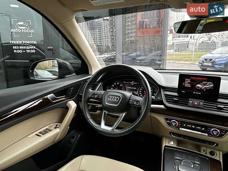 Внедорожник / Кроссовер Audi Q5 2019 в Киеве