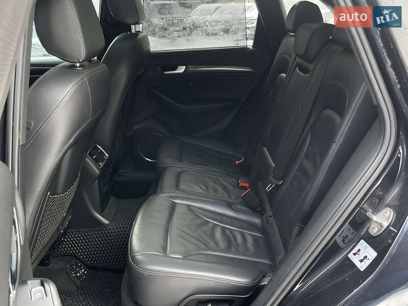 Внедорожник / Кроссовер Audi Q5 2012 в Киеве