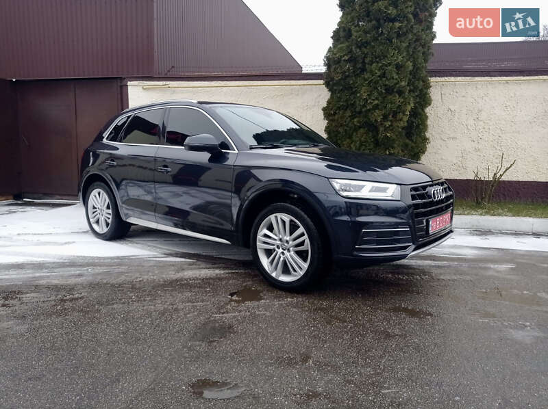 Внедорожник / Кроссовер Audi Q5 2019 в Ровно