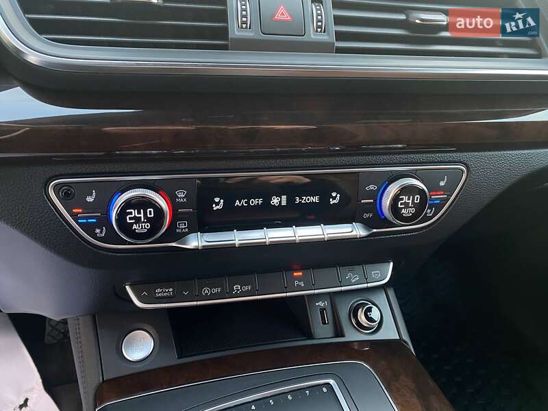 Внедорожник / Кроссовер Audi Q5 2018 в Львове