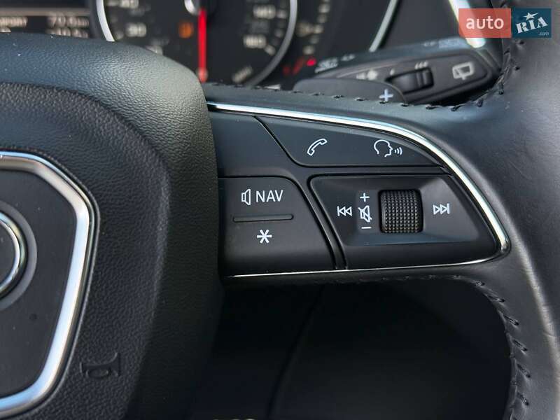 Внедорожник / Кроссовер Audi Q5 2017 в Ровно