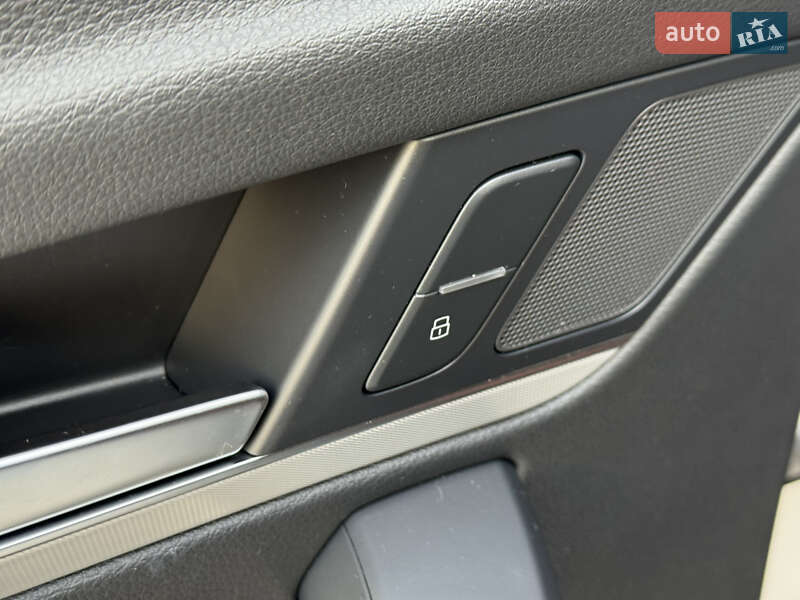 Внедорожник / Кроссовер Audi Q5 2018 в Киеве