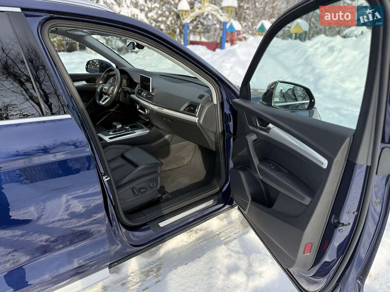 Внедорожник / Кроссовер Audi Q5 2018 в Тернополе