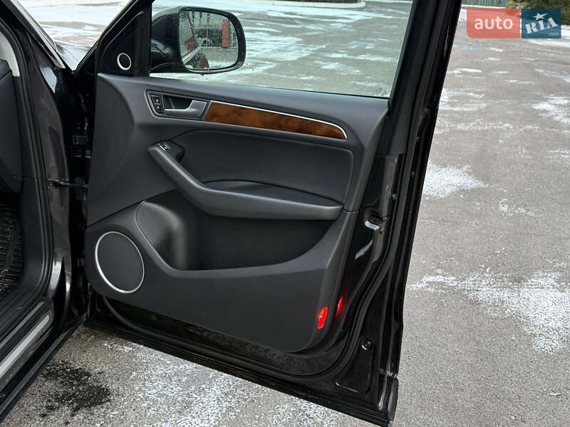 Внедорожник / Кроссовер Audi Q5 2015 в Полтаве