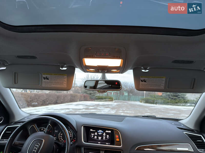 Внедорожник / Кроссовер Audi Q5 2015 в Полтаве