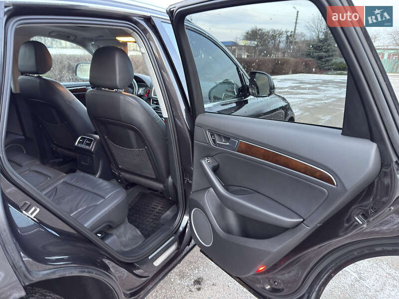 Внедорожник / Кроссовер Audi Q5 2015 в Полтаве