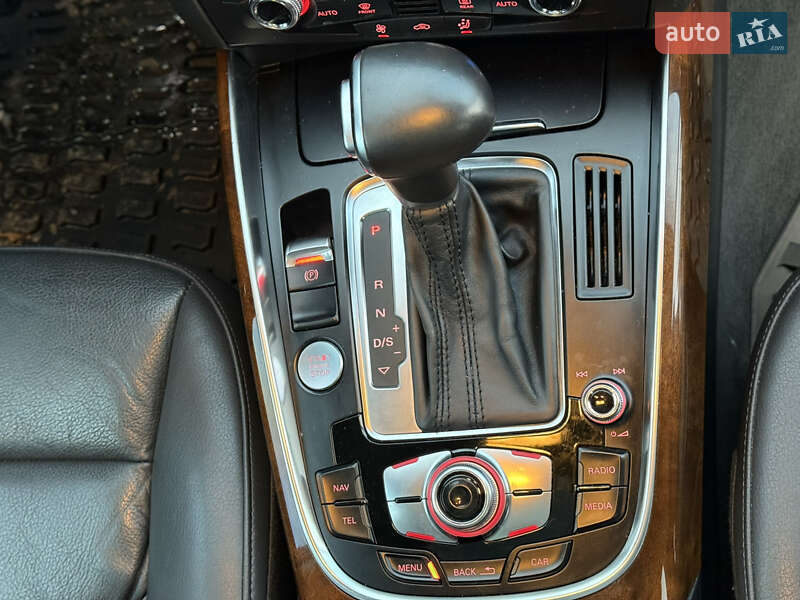 Внедорожник / Кроссовер Audi Q5 2015 в Полтаве