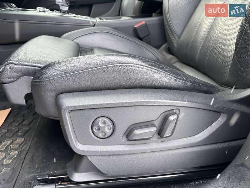 Внедорожник / Кроссовер Audi Q5 2018 в Стрые