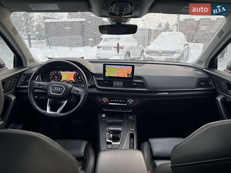 Внедорожник / Кроссовер Audi Q5 2018 в Стрые