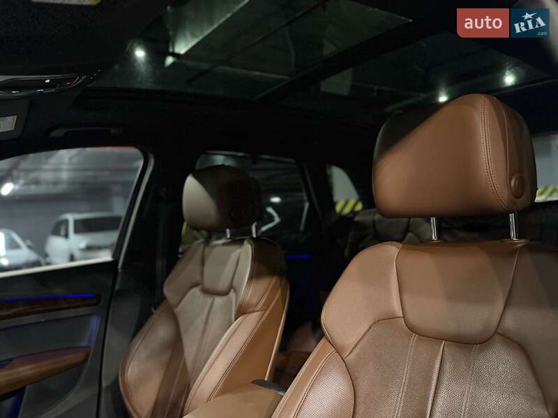 Внедорожник / Кроссовер Audi Q5 2018 в Одессе