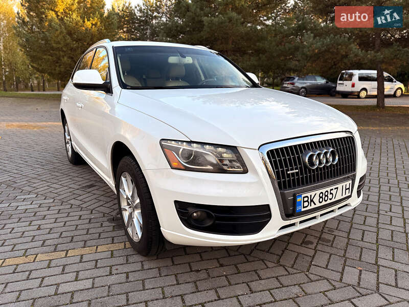 Внедорожник / Кроссовер Audi Q5 2011 в Дрогобыче
