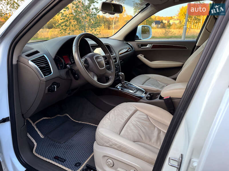 Внедорожник / Кроссовер Audi Q5 2011 в Дрогобыче