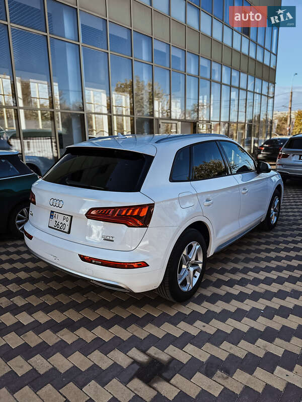 Внедорожник / Кроссовер Audi Q5 2018 в Николаеве