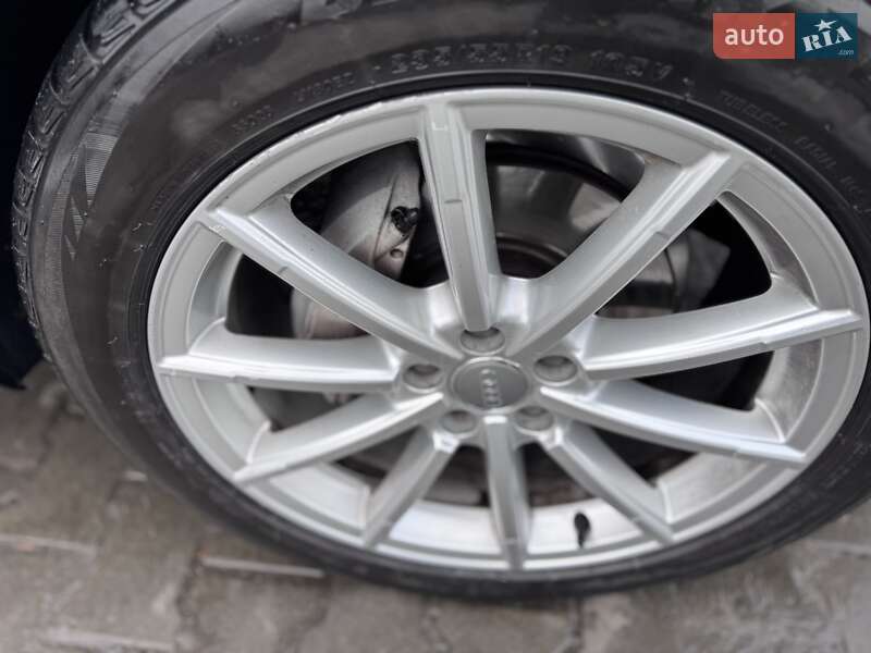 Внедорожник / Кроссовер Audi Q5 2016 в Виннице