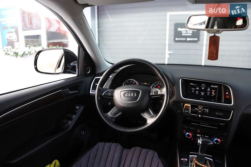 Внедорожник / Кроссовер Audi Q5 2015 в Киеве