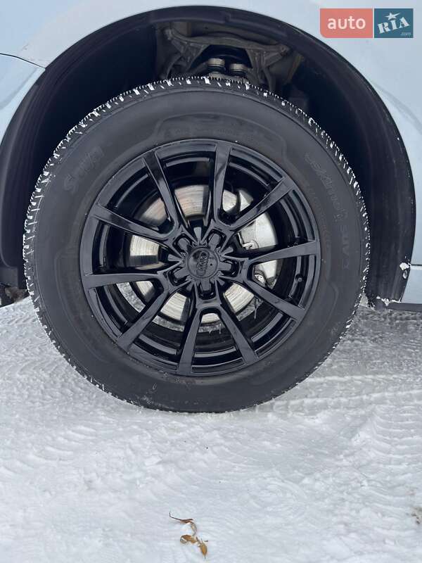 Внедорожник / Кроссовер Audi Q5 2011 в Хмельницком фото 3 Внедорожник / Кроссовер Audi Q5 2011 в Хмельницком