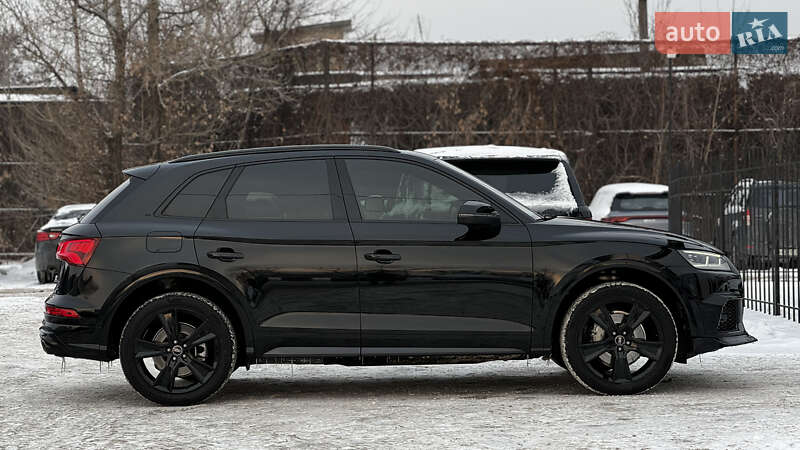 Внедорожник / Кроссовер Audi Q5 2019 в Киеве