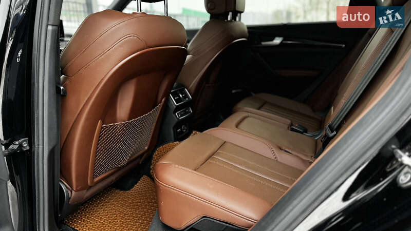 Внедорожник / Кроссовер Audi Q5 2019 в Киеве