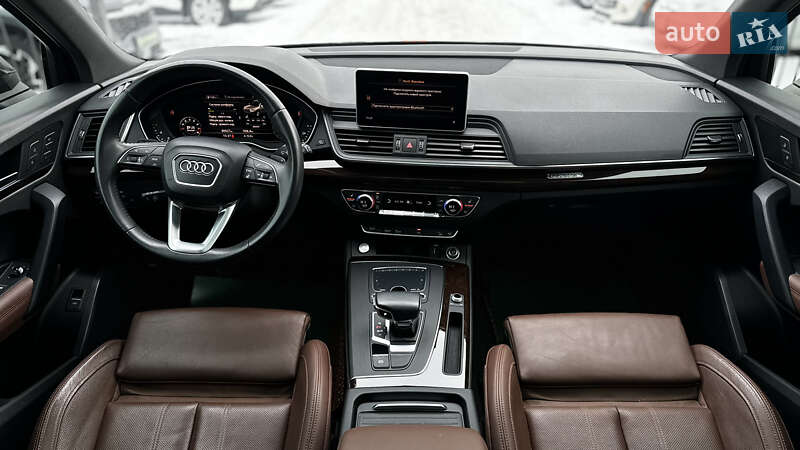 Внедорожник / Кроссовер Audi Q5 2019 в Киеве