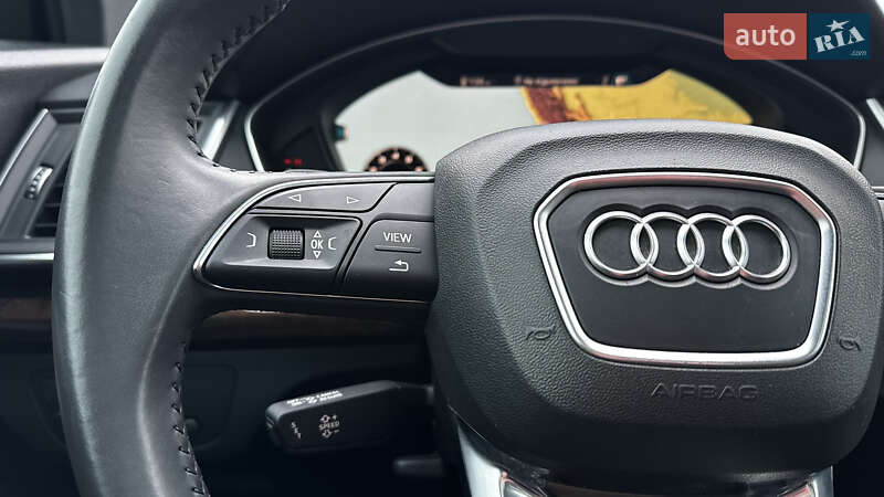 Внедорожник / Кроссовер Audi Q5 2019 в Киеве